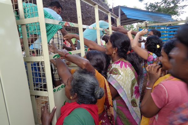 Mercy-Relief-s-Relief-Distribution-Operations-(RDO)-in-progress-in-slum-district-of-Chennai